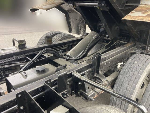 いすゞエルフローダーダンプ小型（2t・3t）[写真17]