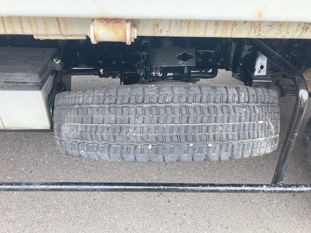 いすゞエルフローダーダンプ小型（2t・3t）[写真23]