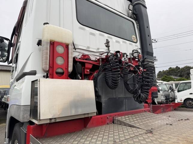 三菱ふそうスーパーグレートトレーラーヘッド（トラクターヘッド）大型（10t）[写真16]