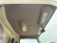 いすゞエルフ冷凍車（冷蔵車）小型（2t・3t）[写真23]