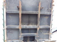 いすゞエルフダンプ小型（2t・3t）[写真17]