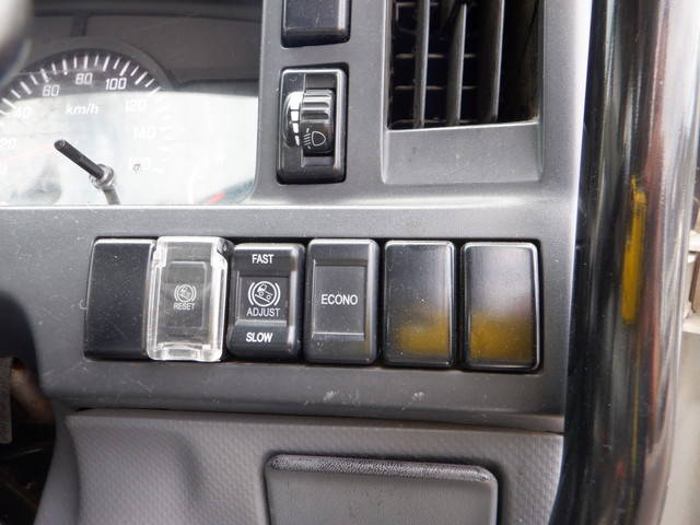 いすゞエルフダンプ小型（2t・3t）[写真28]