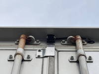 三菱ふそうキャンターアルミバン小型（2t・3t）[写真12]