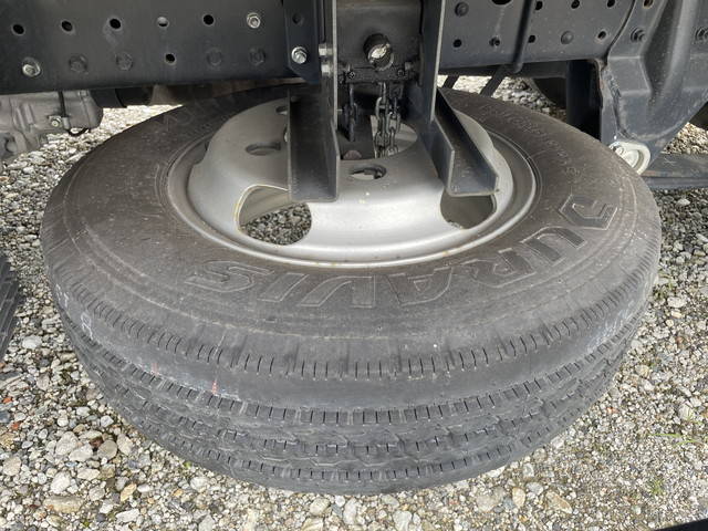 三菱ふそうキャンターアルミバン小型（2t・3t）[写真21]