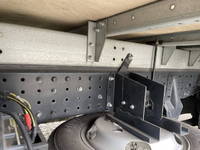 三菱ふそうキャンターアルミバン小型（2t・3t）[写真24]