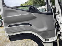 三菱ふそうキャンターアルミバン小型（2t・3t）[写真27]