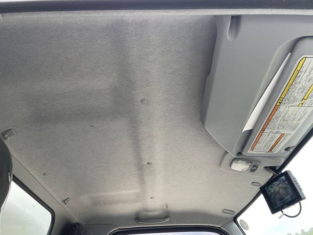 三菱ふそうキャンターアルミバン小型（2t・3t）[写真32]