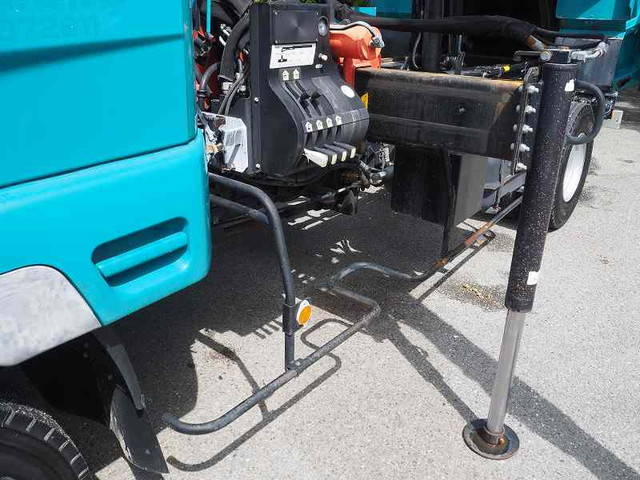 三菱ふそうファイター深ダンプ（土砂禁ダンプ）中型（4t）[写真13]