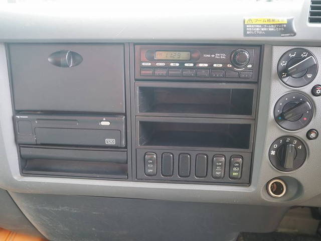 三菱ふそうファイター深ダンプ（土砂禁ダンプ）中型（4t）[写真40]