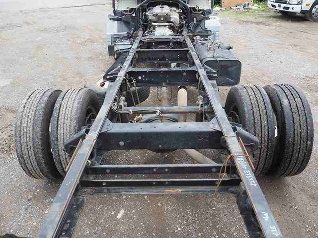 三菱ふそうキャンターシャーシ小型（2t・3t）[写真18]