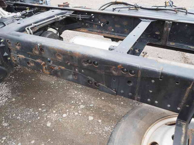 三菱ふそうキャンターシャーシ小型（2t・3t）[写真23]