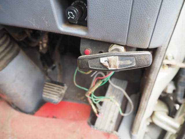 三菱ふそうキャンターシャーシ小型（2t・3t）[写真36]