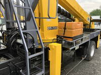 いすゞフォワード穴掘建柱車中型（4t）[写真07]