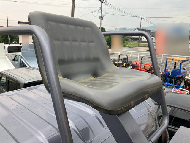 いすゞフォワード穴掘建柱車中型（4t）[写真09]