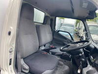 トヨタトヨエースパネルバン小型（2t・3t）[写真21]