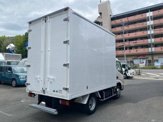 トヨタトヨエースパネルバン小型（2t・3t）[写真04]