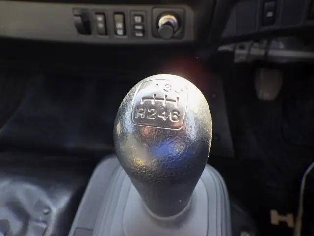 日野レンジャーダンプ中型（4t）[写真17]