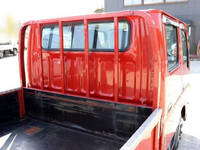 三菱ふそうキャンターダブルキャブ（Wキャブ）小型（2t・3t）[写真16]