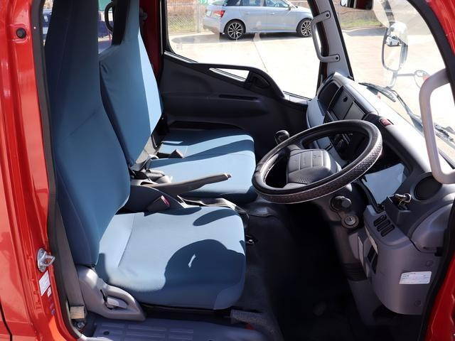 三菱ふそうキャンターダブルキャブ（Wキャブ）小型（2t・3t）[写真07]