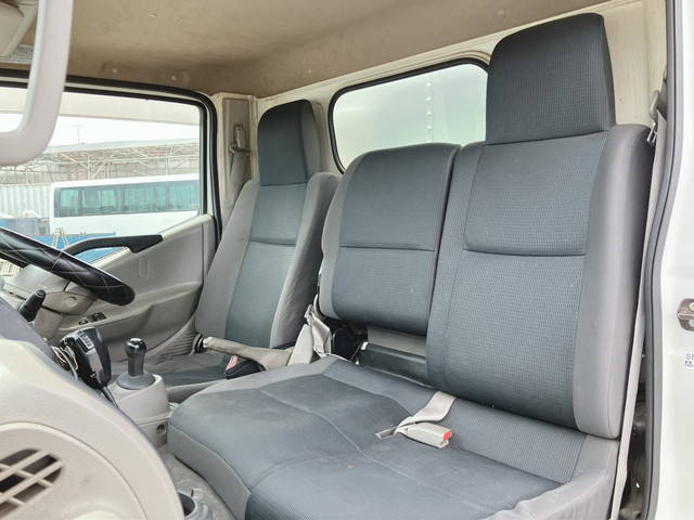 日産アトラスアルミバン小型（2t・3t）[写真28]