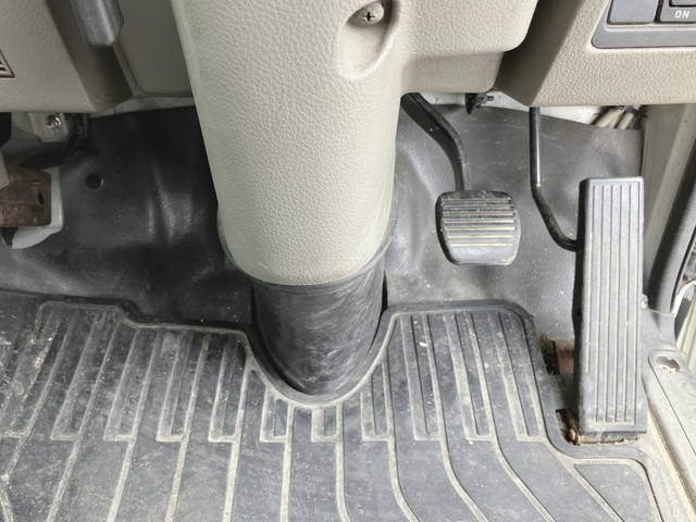 日産アトラスアルミバン小型（2t・3t）[写真36]