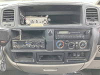 日産アトラスアルミバン小型（2t・3t）[写真38]