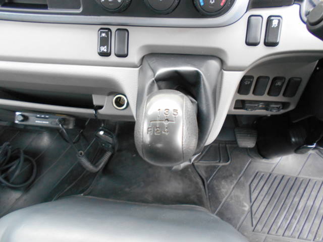 三菱ふそうキャンターパッカー車（塵芥車）小型（2t・3t）[写真29]