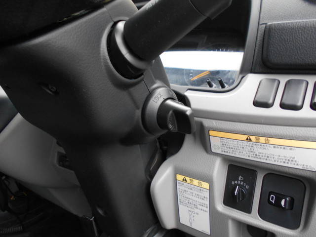 三菱ふそうキャンターパッカー車（塵芥車）小型（2t・3t）[写真35]