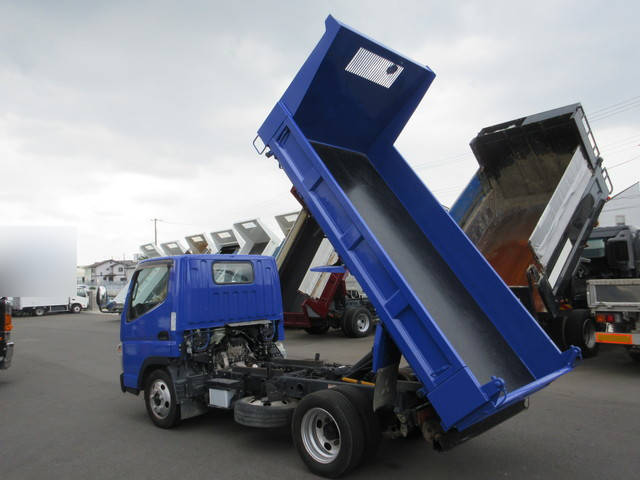 三菱ふそうキャンターダンプ小型（2t・3t）[写真11]