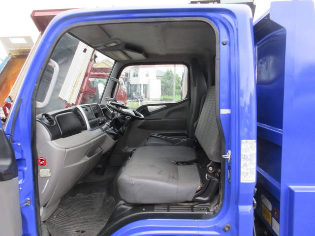 三菱ふそうキャンターダンプ小型（2t・3t）[写真20]