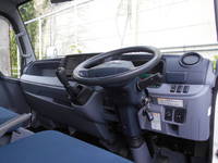 日産アトラス平ボディ小型（2t・3t）[写真25]