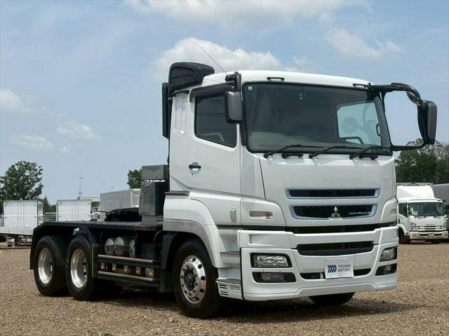 三菱ふそうスーパーグレートトレーラーヘッド（トラクターヘッド）大型（10t）[写真02]