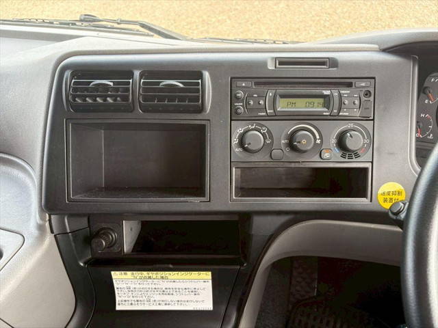 三菱ふそうスーパーグレートトレーラーヘッド（トラクターヘッド）大型（10t）[写真20]