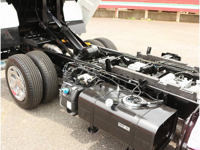 三菱ふそうキャンターダンプ小型（2t・3t）[写真17]