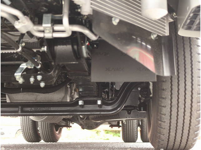 三菱ふそうキャンターダンプ小型（2t・3t）[写真22]