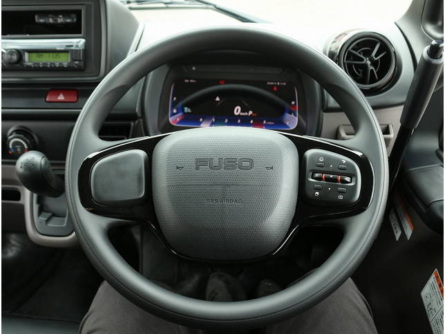 三菱ふそうキャンターダンプ小型（2t・3t）[写真32]