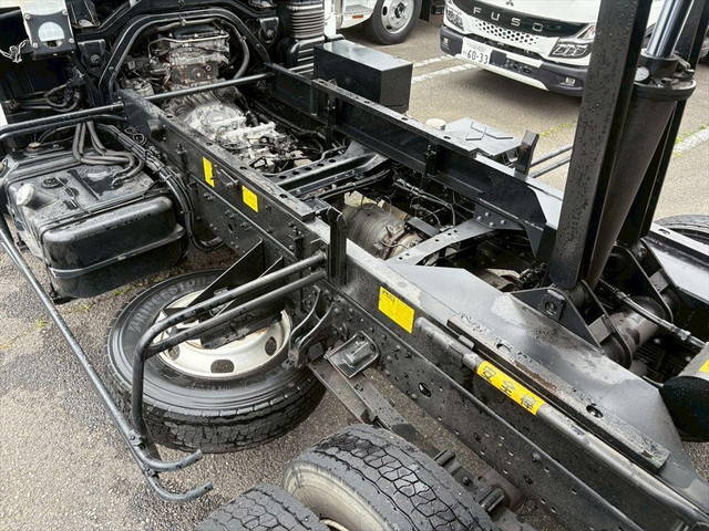 三菱ふそうファイターダンプ中型（4t）[写真13]