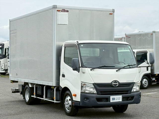 日野デュトロアルミバン小型（2t・3t）[写真02]