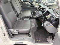 日野デュトロアルミバン小型（2t・3t）[写真21]