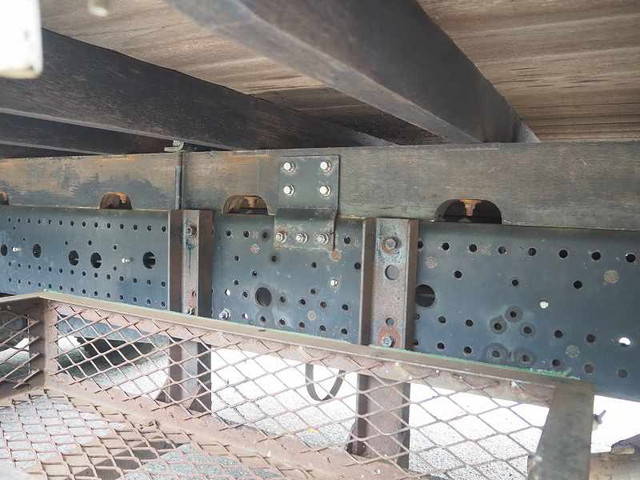 いすゞフォワードクレーン4段中型（4t）[写真18]