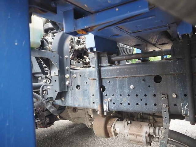 いすゞフォワードクレーン4段中型（4t）[写真24]