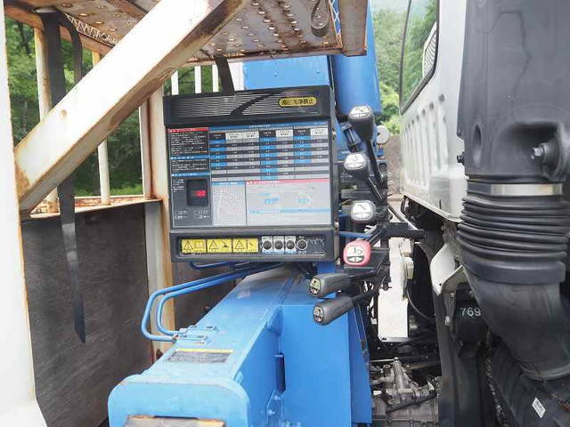 いすゞフォワードクレーン4段中型（4t）[写真09]