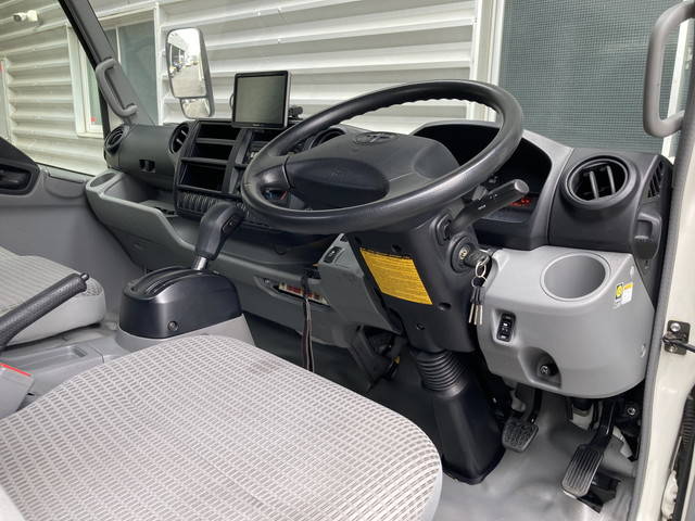 トヨタダイナ平ボディ小型（2t・3t）[写真18]