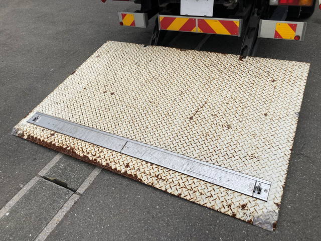 トヨタダイナ平ボディ小型（2t・3t）[写真07]