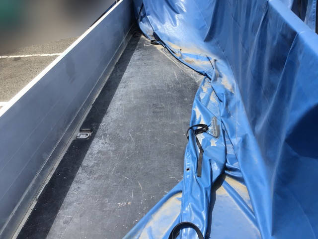 いすゞフォワードアルミブロック増トン（6t・8t）[写真04]