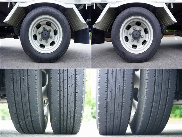 トヨタその他の車種平ボディ小型（2t・3t）[写真24]