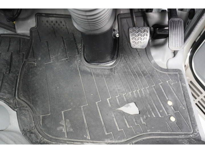 トヨタその他の車種平ボディ小型（2t・3t）[写真28]