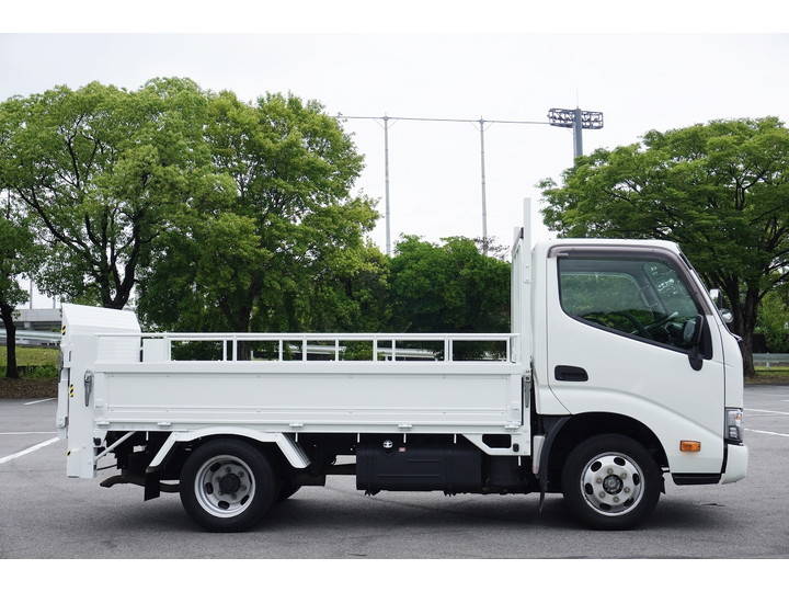 トヨタその他の車種平ボディ小型（2t・3t）[写真05]