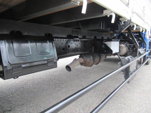 いすゞフォワードクレーン4段中型（4t）[写真11]