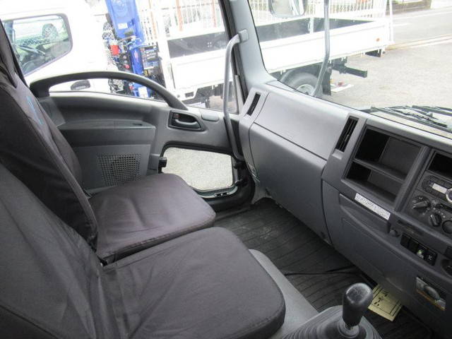 いすゞフォワードクレーン4段中型（4t）[写真25]